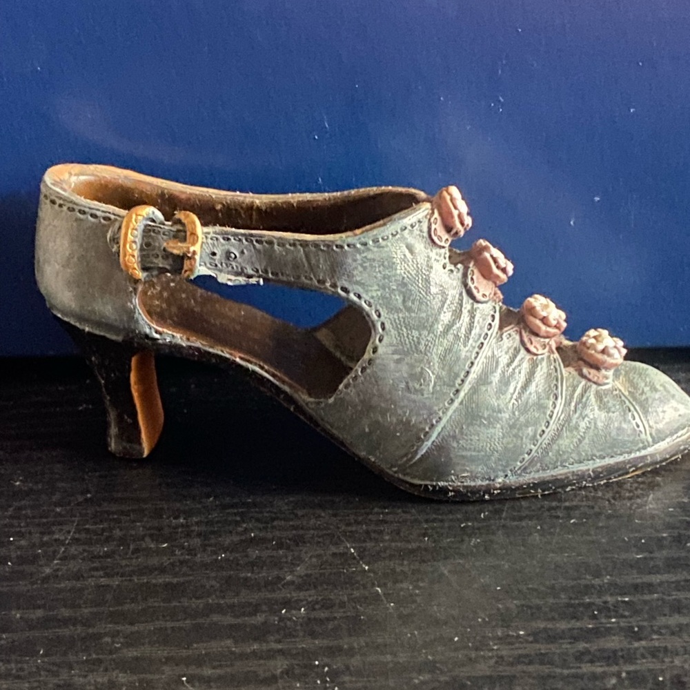 Collectible Cold Cast Porcelain Shoe Figurine